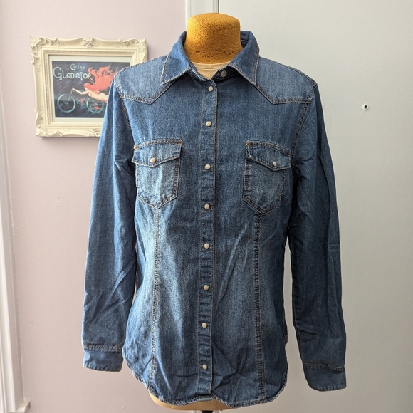 Women's Snap Button Denim Short from H&M size 12 - Picture 1 of 10